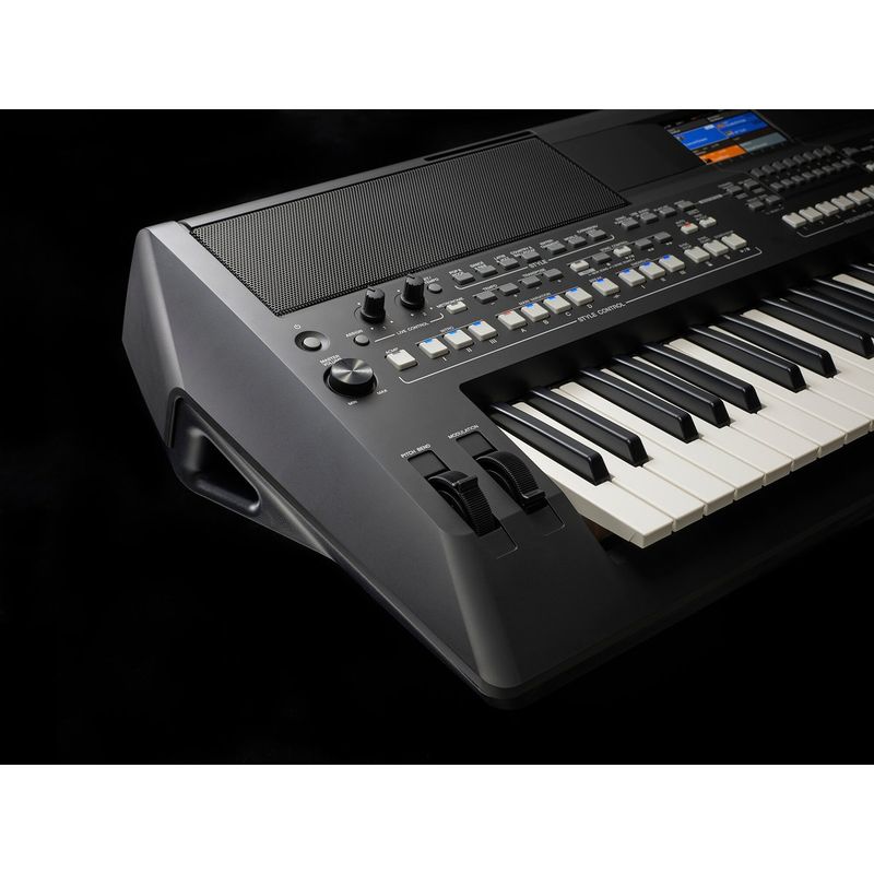 Yamaha PSR-SX600 keyboard